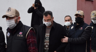 FETÖ hükümlüsü 6 eski polis yakalandı