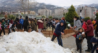 Karne alan öğrenciler için şenlik
