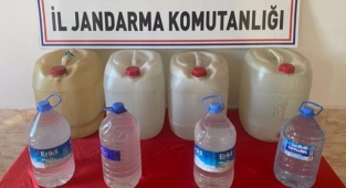 Sahte içki ve kaçak sigara operasyonunda 3 kişi yakalandı