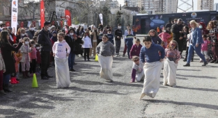Büuükşehir'den ''çocuk şenliği''