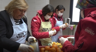 Ceyhan Belediyesi’nden turunç harekatı