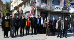 CHP’li milletvekilleri köylerde