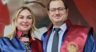 Cübbe giyerek akademisyen olma heyecanı