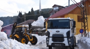 Kar temizleme mesaisi