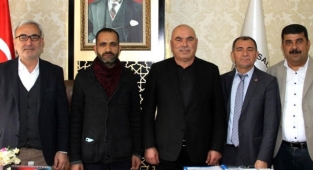 Karaisalı Belediyesi’nde TİS sevinci