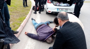 Mavi Bulvar’da silahlı çatışma
