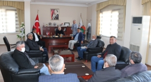 Muhtarlardan Özgan’a teşekkür ziyareti
