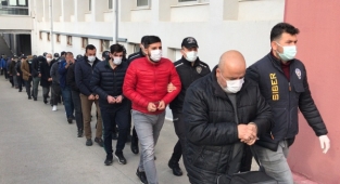 Yasa dışı bahis oynatanlar adliyede