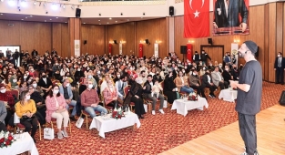 Yüreğir’de söyleşi günü