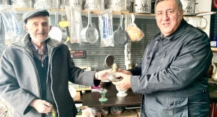 Zamlar emeklinin belini büktü