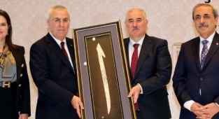 Adana’da ‘İş Hukuku Forumu’ düzenlendi