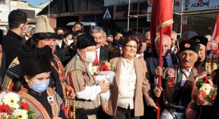 Bakan Yanık memleketinde