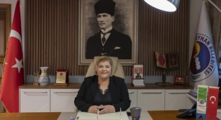 Başkan Erdem’den kadrolu işçilere ikramiye