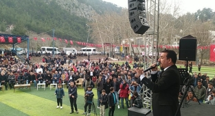 Feke’de Latif Doğan konseri