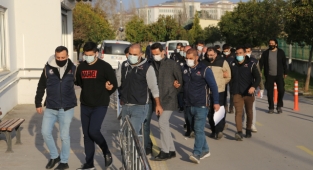 FETÖ’cülere şafak operasyonu