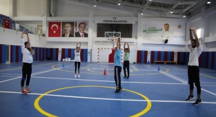 Gençlere hazırlık kursu