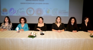 Kadınlara akılcı ilaç bilgilendirmesi yapıldı