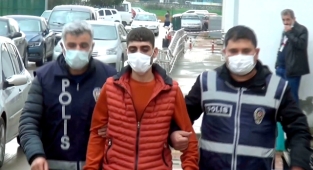 Karısını darbedip bıçaklayan koca tutuklandı