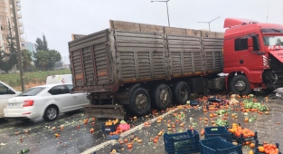 Otoyolda zincirleme trafik kazası