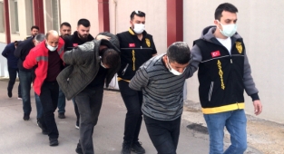1 milyon liralık vurgun yaptılar