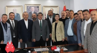 Çavuşoğlu'ndan MHP'ye ziyaret