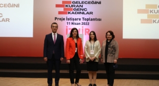 Geleceğini kuran genç kadınlar