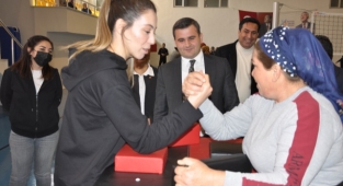 Karaisalı'da kadınlar için