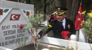 Şehit polisler için anma programı