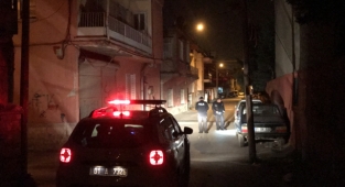 Sokakta silahlı saldırıya uğradı