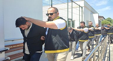 3 kardeşe silahlı saldırı güvenlik kamerasına yansıdı