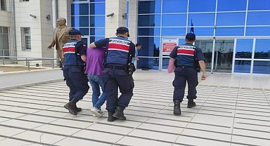 Çaldığı sigaranın barkot numarasından yakalandı
