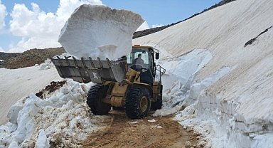 Yörüklerin Toroslar'a göç edeceği yollar açılıyor