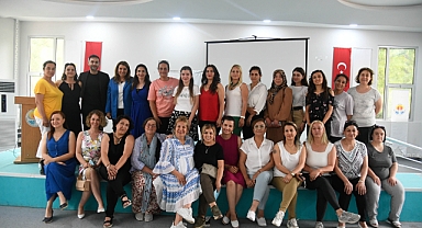 Adana’da Toprağın Kadınları Projesi toplantısı