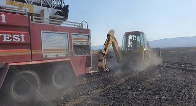 Buğday tarlalarında çıkan yangın söndürüldü