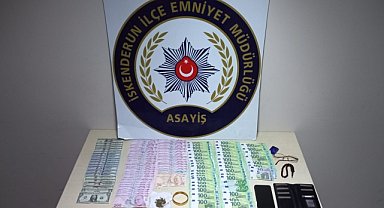Kuyumcudan 7 bilezik çaldı
