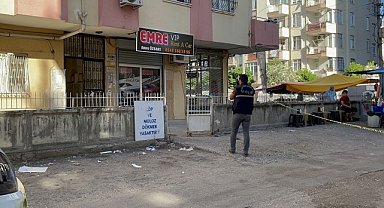 Adana'da tüfekle vurulan kişi hastanede hayatını kaybetti