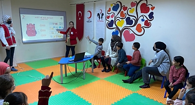 Çocuklar afetlere hazırlığı öğreniyor