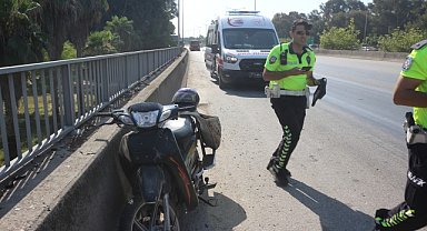 Devrilen motosikletin sürücüsü yaralandı