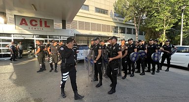 Düğünde çıkan kavga hastanenin önünde devam etti