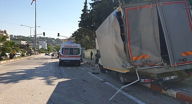 Kamyonun çarptığı motosikletin sürücüsü öldü