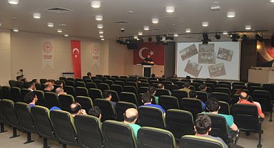 Mide kanseri ameliyatını doktorlar canlı yayınla izledi