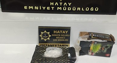 Çay kutusuna gizlenmiş sentetik uyuşturucu ele geçirildi
