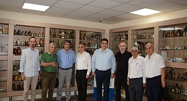 ECZACILAR İSYANDA: BIÇAK KEMİĞE DAYANDI!