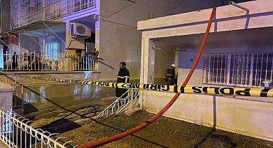 Kozmetik malzeme deposu olarak kullanılan evde yangın 