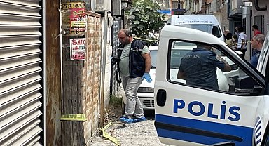 Metruk evde erkek cesedi bulundu