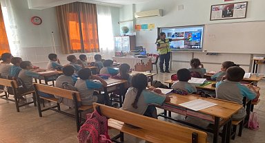 Öğrencilere trafik eğitimi verildi