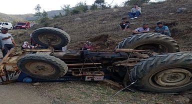 Traktörün altında kalan sürücü yaşamını yitirdi