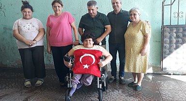 Engelli öğrenciye hayırseverlerden destek