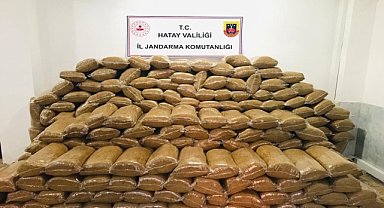 Kamyonette 1,5 ton kaçak tütün ele geçirildi