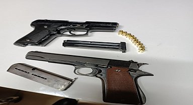Polisten kaçmaya çalışan 3 şüpheli kaza yapınca yakalandı